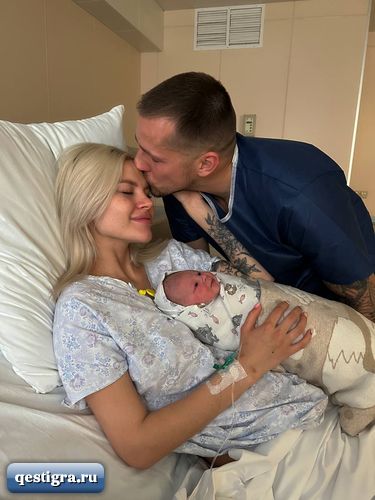 Анита Кобелева о родах - я 6 часов терпела схватки