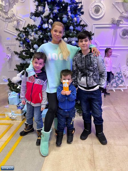 Тигран Салибеков с октября месяца не платит алименты