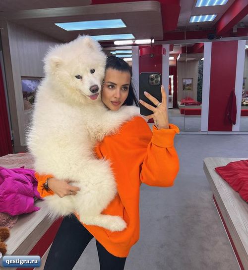 Иван Барзиков не доверяет собаку Кристине Бухынбалтэ?
