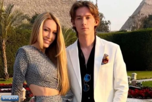 Алёна Ашмарина бросила Чуркина - отца дочерей-близняшек из-за измены Алёна Ашмарина бросила Чуркина - отца дочерей-близняшек из-за измены