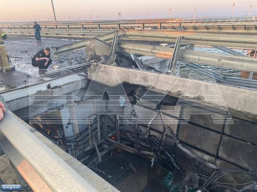 Атака по Крымскому мосту была совершена в районе трех часов ночи