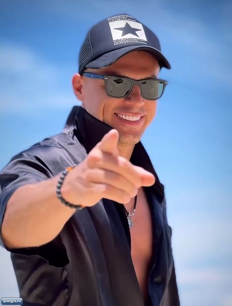 Иван Барзиков возвращается на поляну дом 2