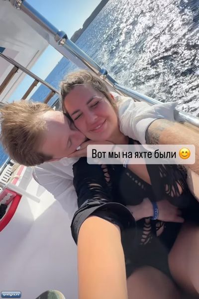 Майя Донцова с Даном покатались на двухэтажной яхте
