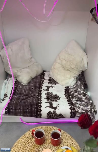 Игорь Григорьев устроил для Клавы Безверховой свидание в шкафу