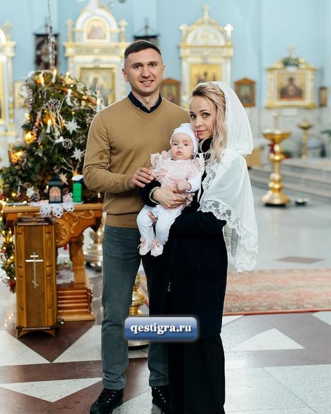 Лера Шимасюк и Сергей Сичкар покрестили дочку.
