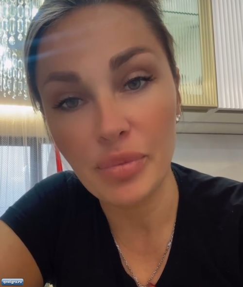 Ксения Задойнов уверяет что забрала заявление о разводе не из за денег