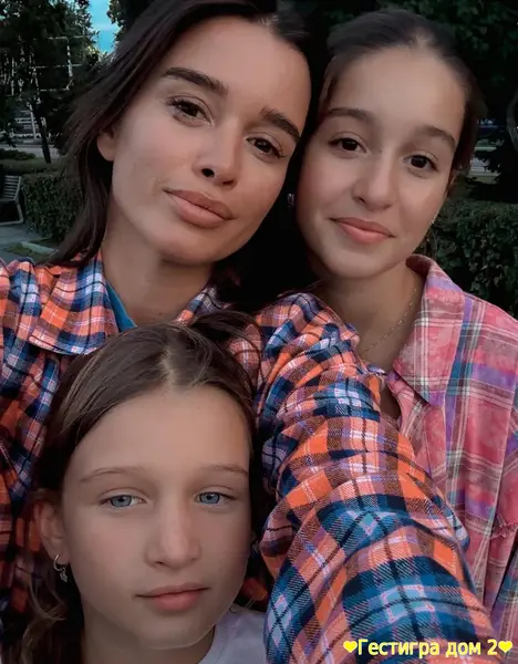 У Ксении в голове мужики, браки, измены, частные детективы: Май Абрико