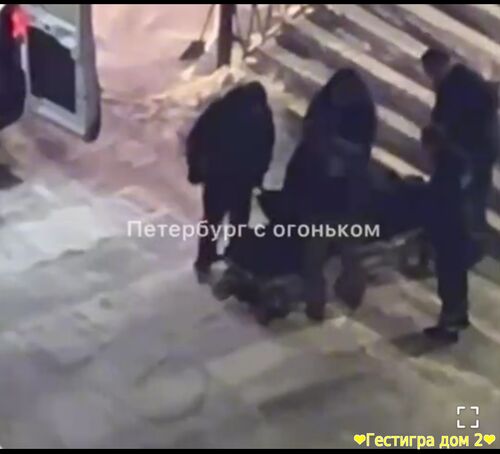 Восьмиклассник с ножом напал на 29-летнюю учительницу математики