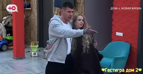 Девушки Дома 2 с первого дня невзлюбили Дарью Обирину