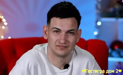 Роман Кузин вернулся на Дом 2 и сразу влюбился